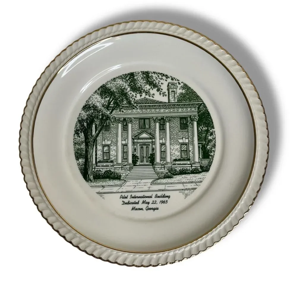 Vintage World Wide Art Pilot International Building Plate Macon GA Gold Trim